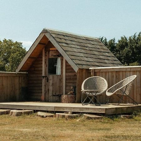 Glamping At The Retreat Wiltshire Is Rural Bliss Villa Chippenham  Kültér fotó
