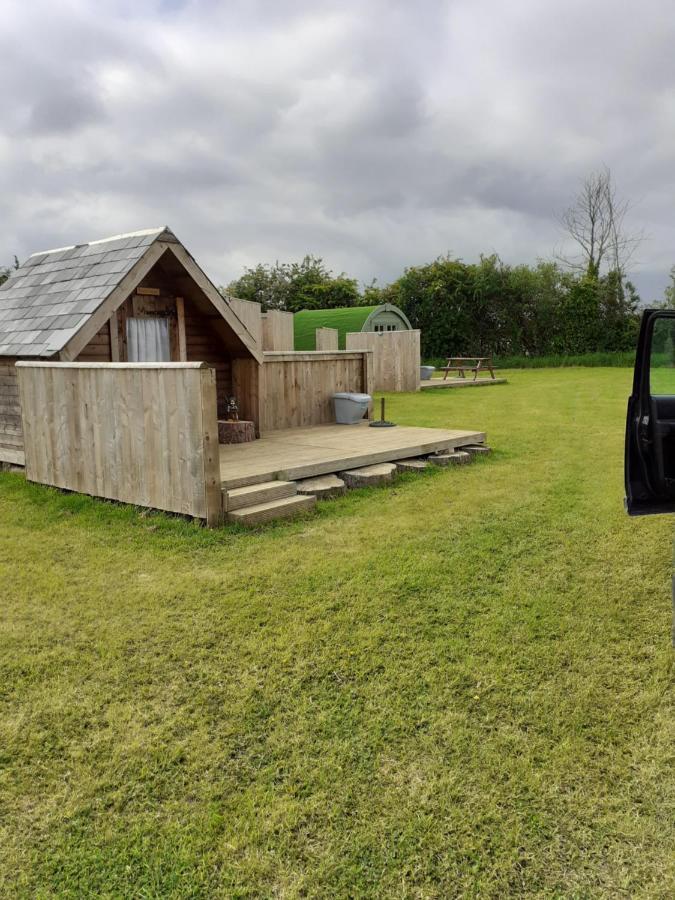 Glamping At The Retreat Wiltshire Is Rural Bliss Villa Chippenham  Kültér fotó